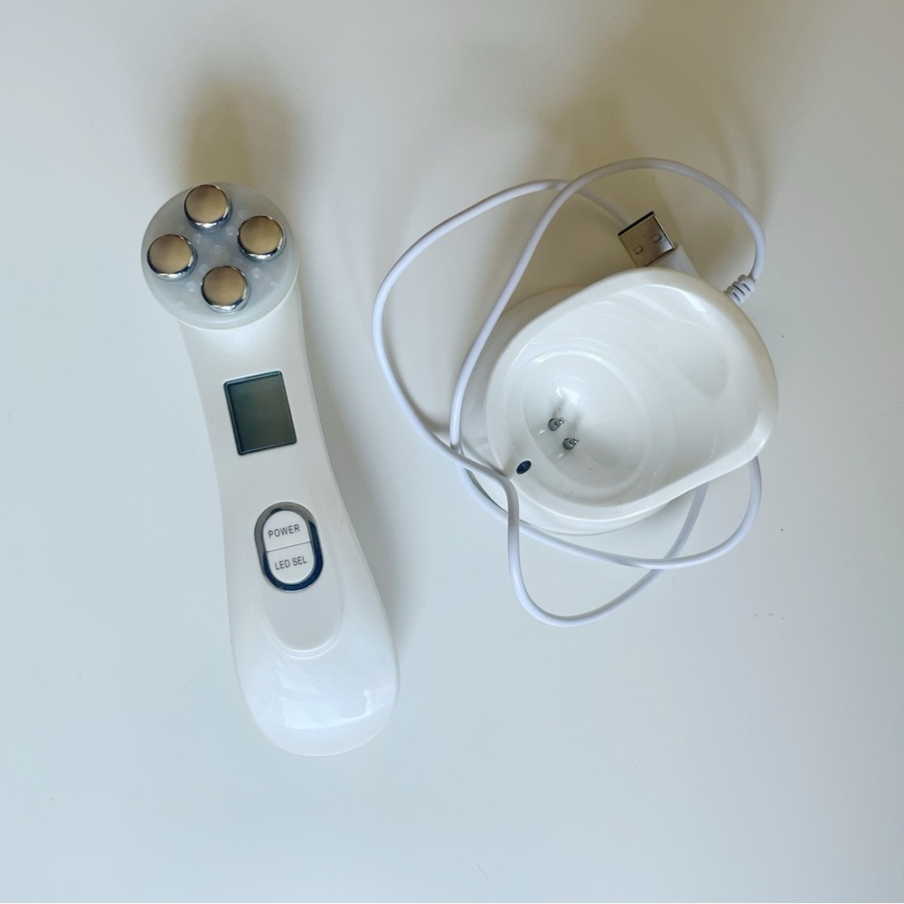 LED Facial Treatment Device